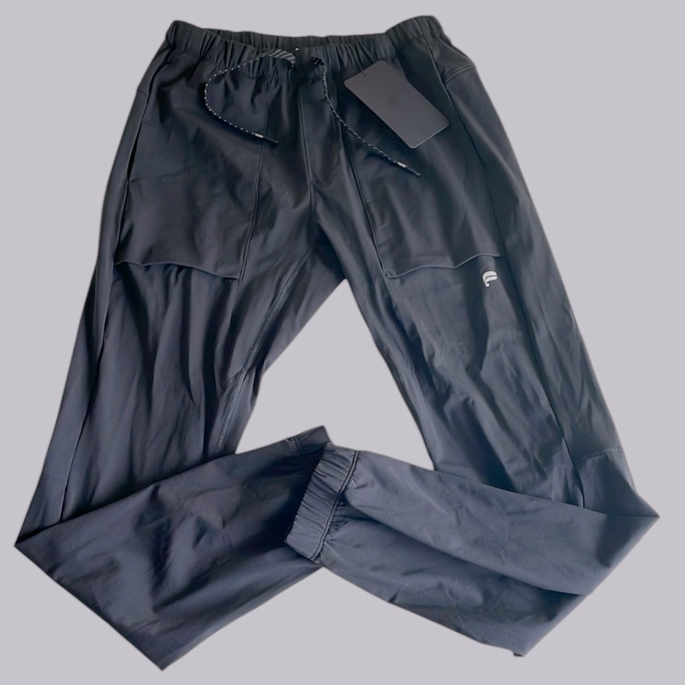Fabletics Jogger Pants in Black NWT Men’s Size X-Small